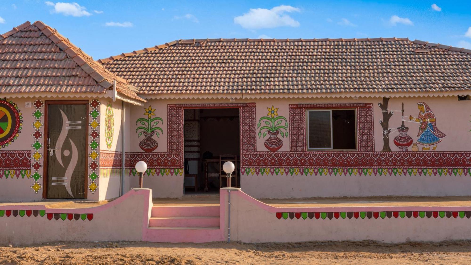 Dholavira Village Resort Екстериор снимка