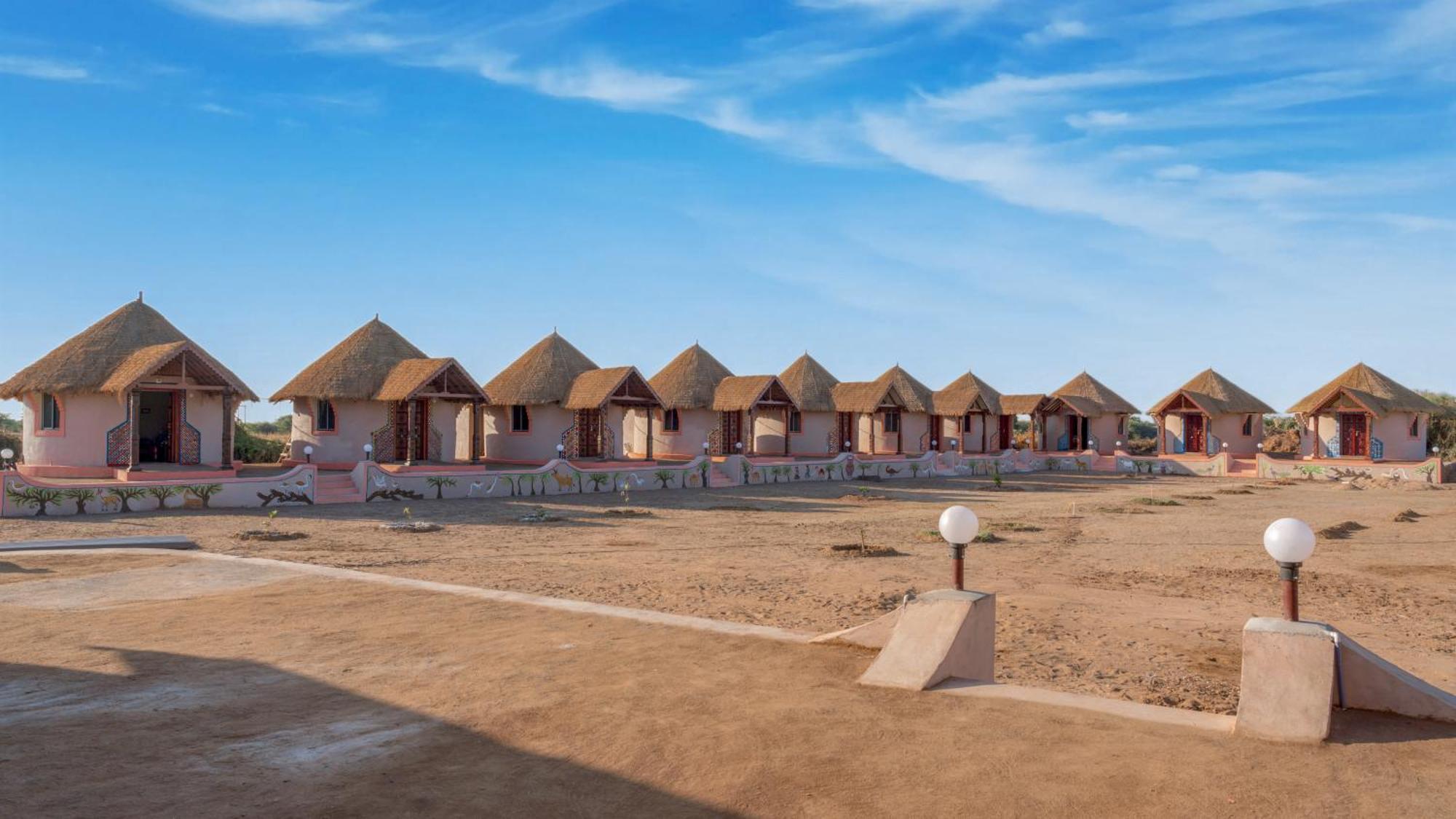 Dholavira Village Resort Екстериор снимка