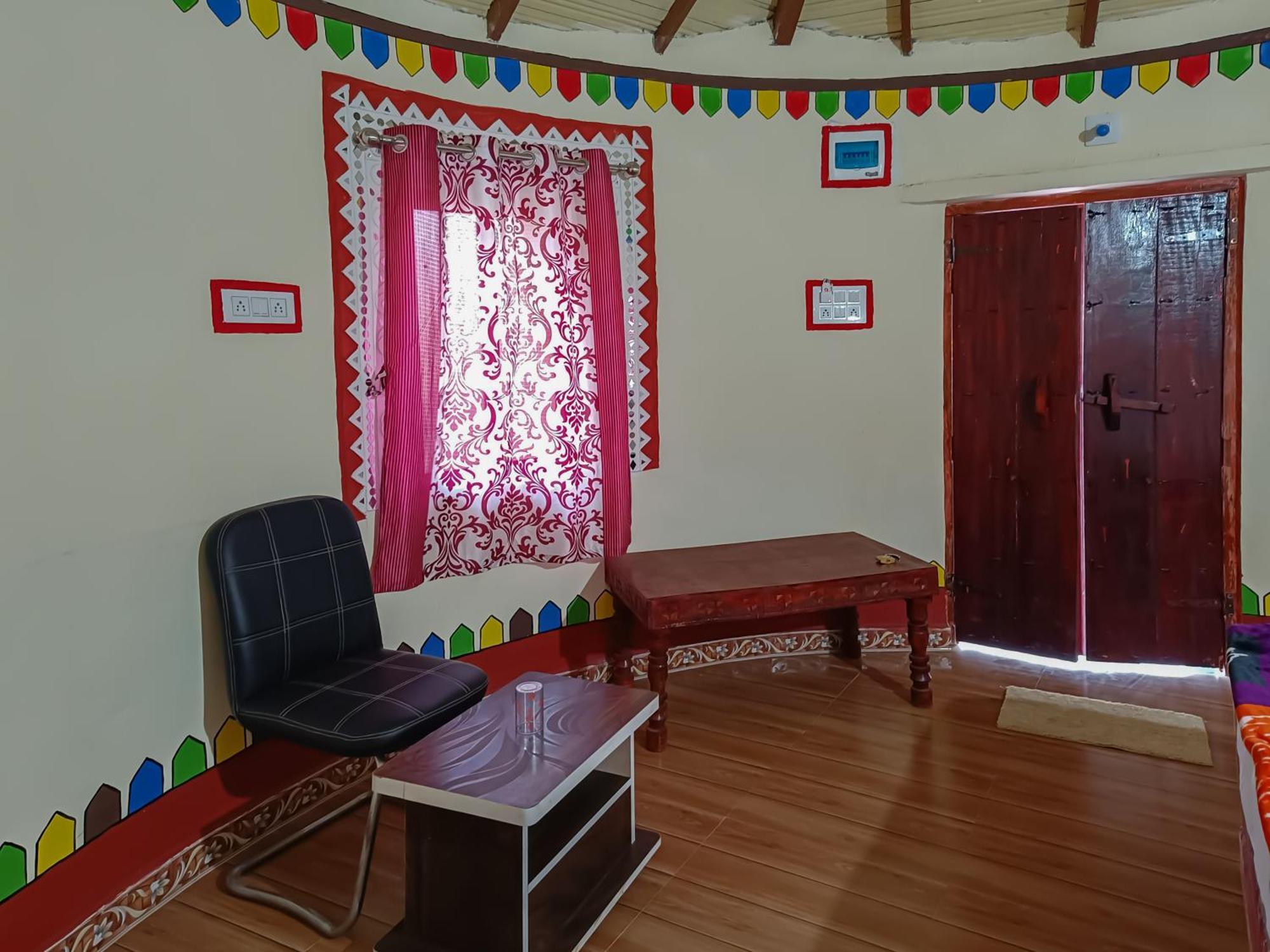 Dholavira Village Resort Екстериор снимка